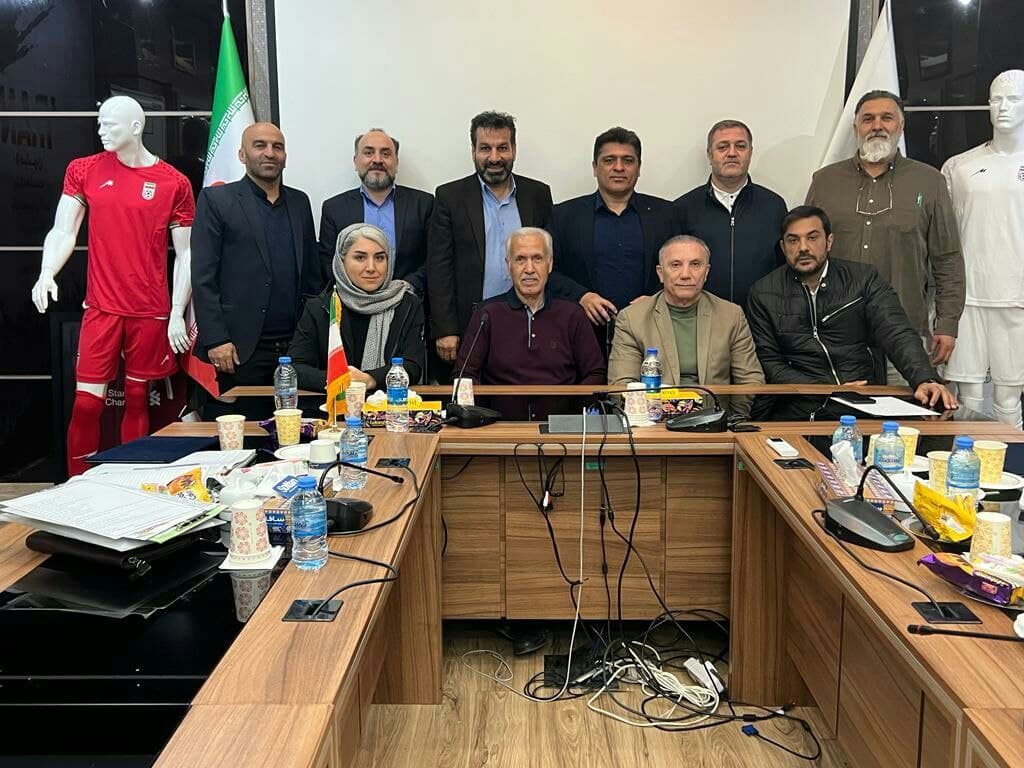 بهزاد داداش زاده: در حال کودتا علیه ذوالفقارنسب هستند/ از فرکی و جلالی انتظار نداشتم!