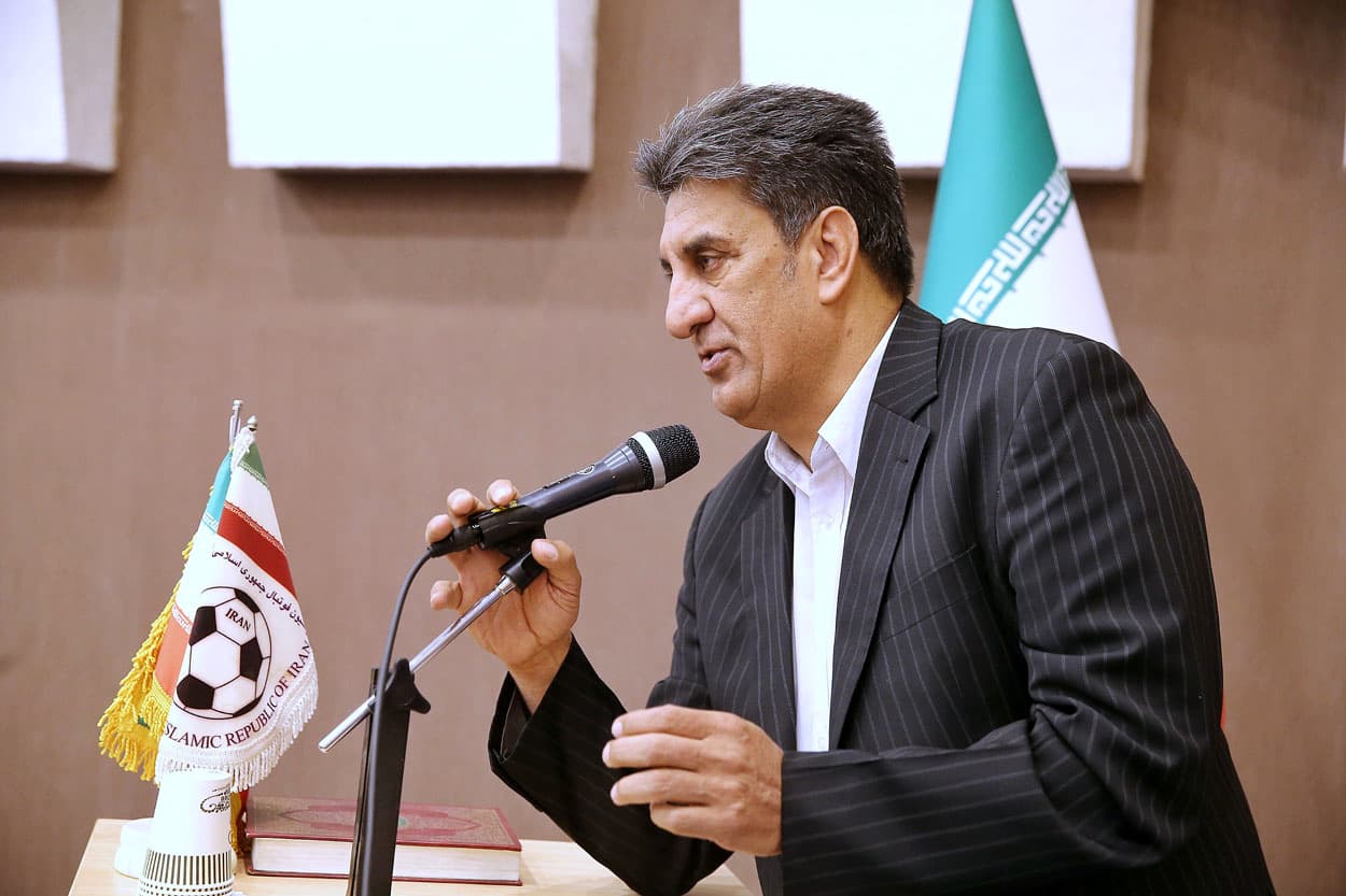 افشاریان: تراکتور طلبی از داور بازی با استقلال ندارد / فغانی دیگر داور ایران نیست