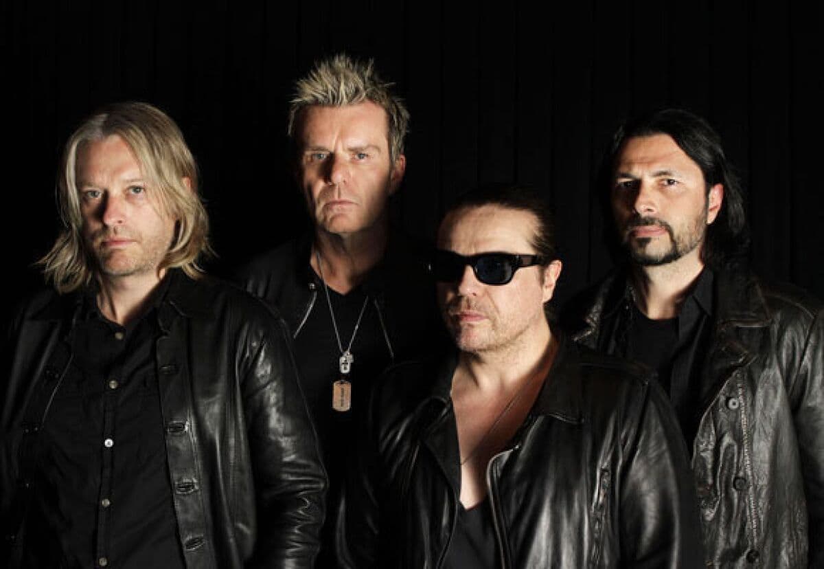 دانلود آهنگ The Cult - she sells sanctuary