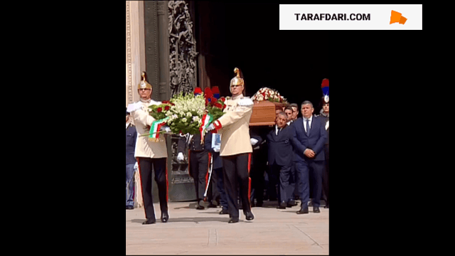 مراسم تشییع پیکر سیلویو بلوسکونی با حضور هواداران میلان / فیلم