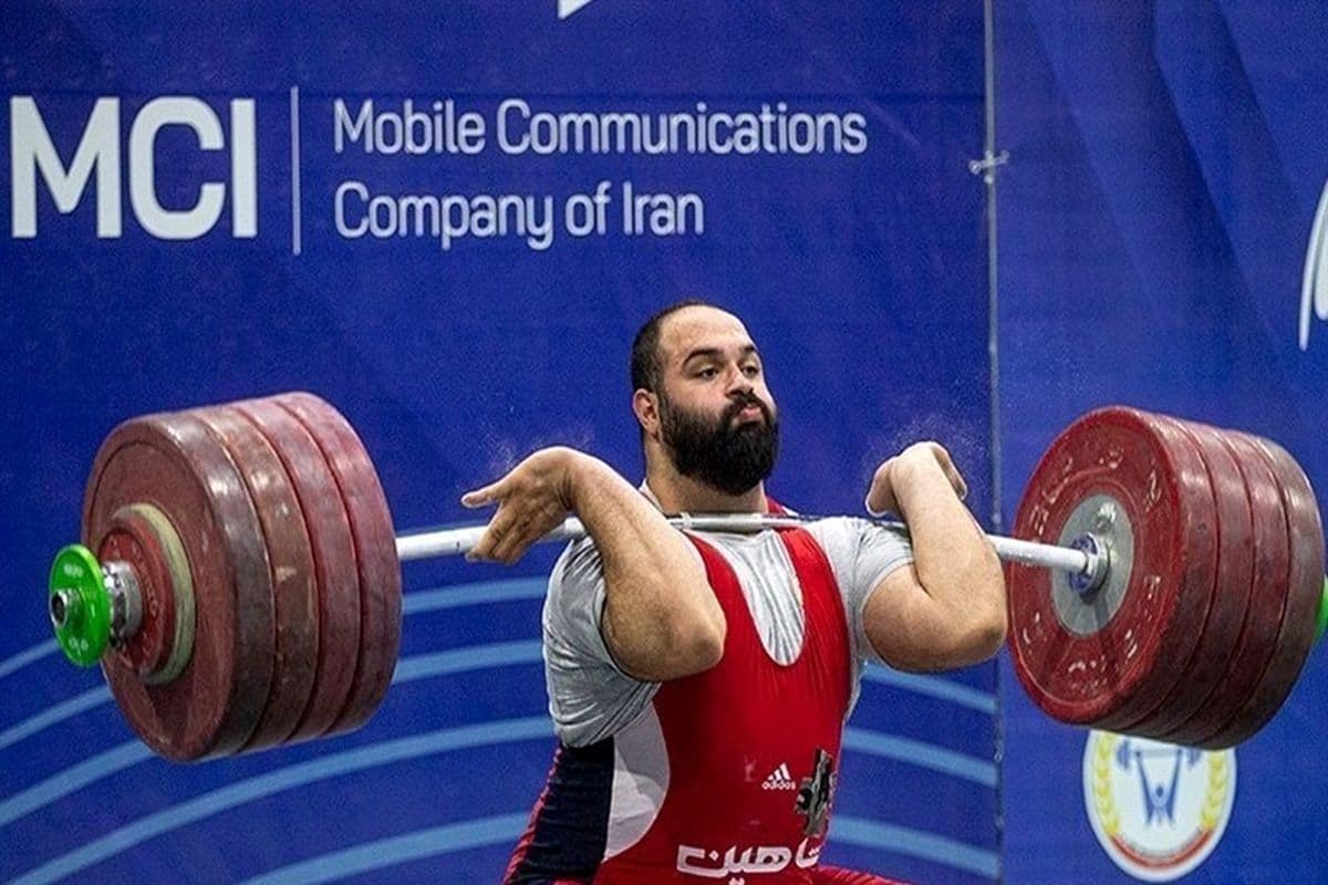 رویای دشت طلای المپیک روی تخته/ شریفی: رقابت با داوودی و یوسفی باعث افتخار است
