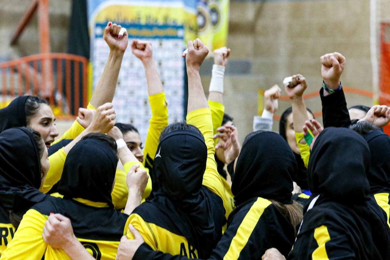 لیگ برتر هندبال زنان| سومی مشترک برای تیم های سپاهان و شهید چمران لارستان