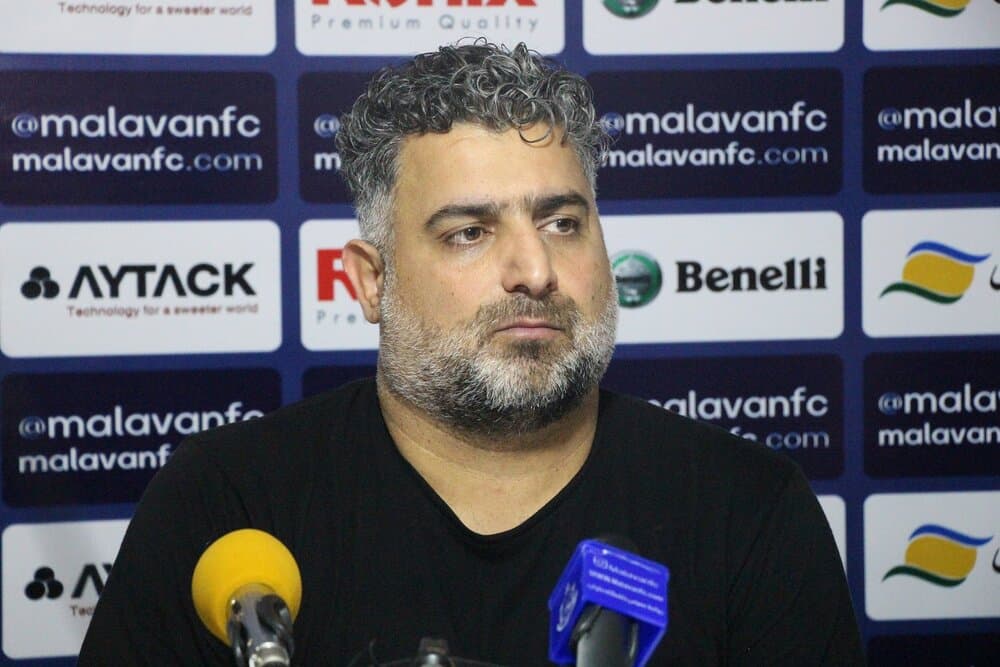 سرمربی نفت مسجد سلیمان: در مصاف با ذوب آهن به فکر سه امتیاز هستیم