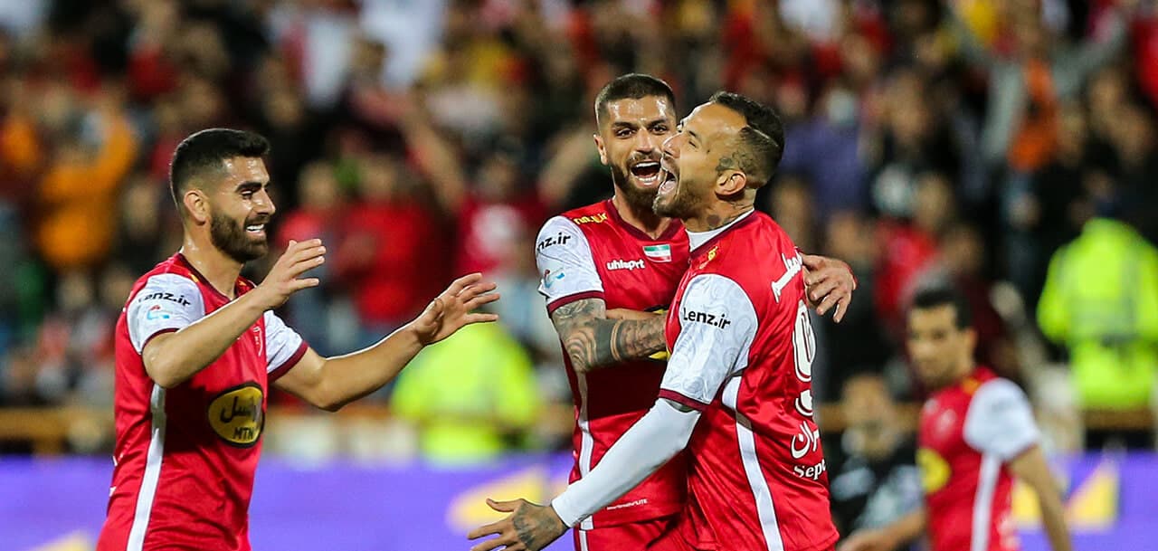 خارجی های پرسپولیس هروقت پول بگیرند، می روند!