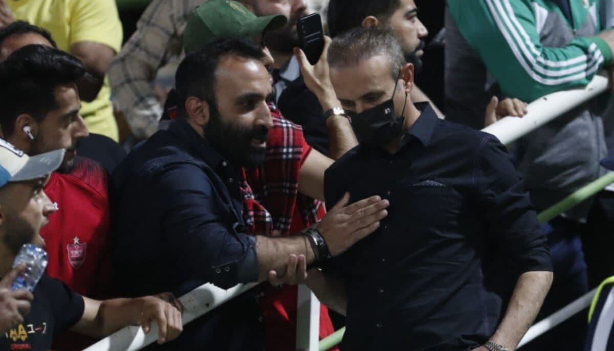 درخواست همیشگی هواداران از یحیی گل محمدی؛ بعد از گلزنی تیم را عقب نکش!