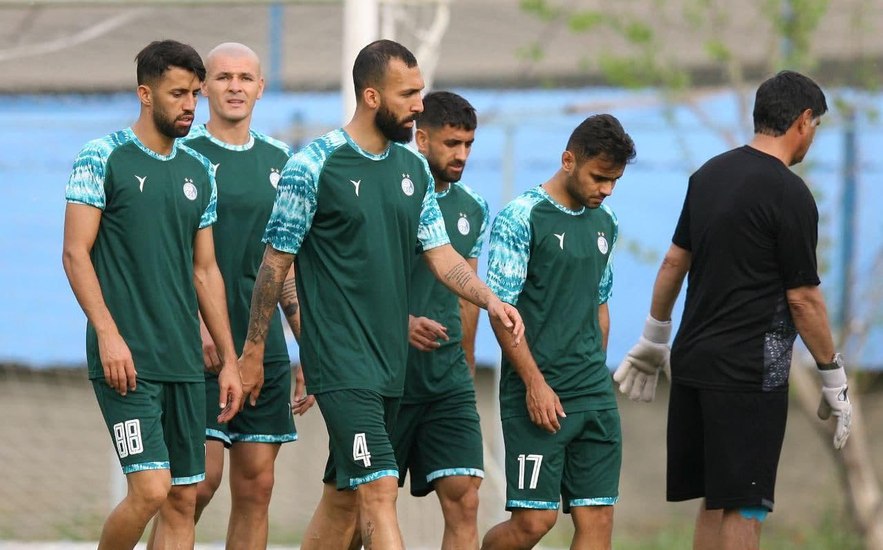 احتمال ادامه استراحت ساپینتو به روزبه چشمی و آرش رضاوند برابر تراکتور