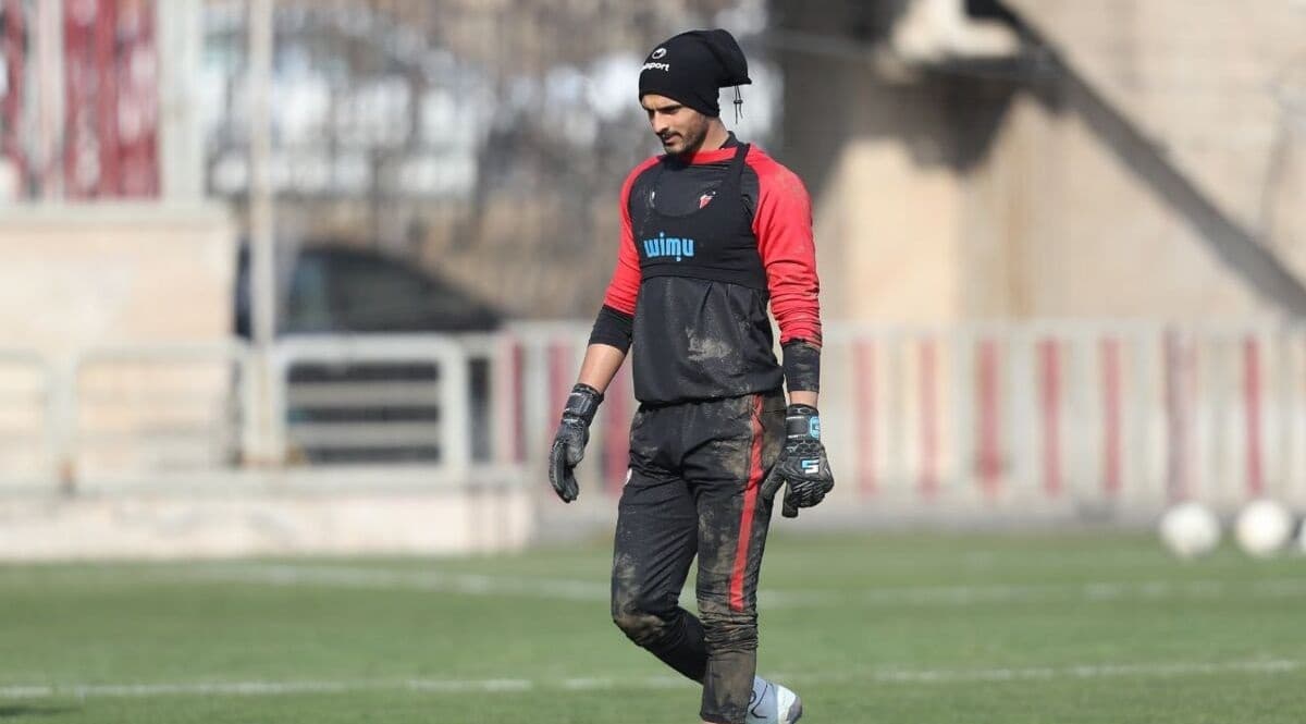 احمد گوهری درخواست جدایی کرد