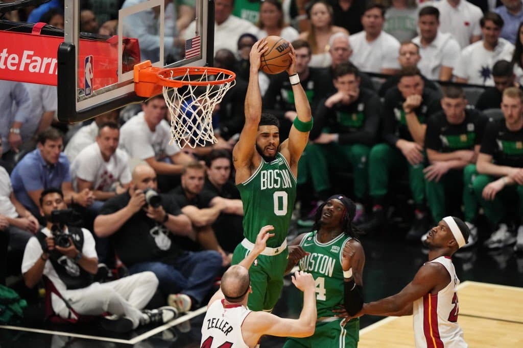 بسکتبال NBA | فرار از جارو با کورسوی امید 