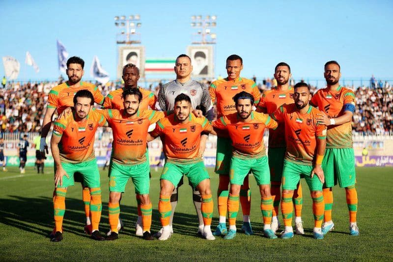 کف مرتب به احترام محمد ربیعی و مس رفسنجان / پیکان هم مردانه جنگید