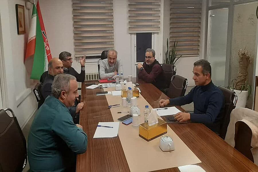 همزمان با ابقا در مدیرعاملی، رضا درویش از هیات مدیره پرسپولیس حذف شد