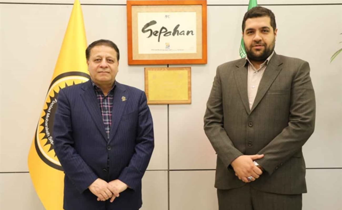 جنگ توییتری مدعیان قهرمانی / واکنش سپاهان به پرسپولیس؛ چرا از قانون و عدالت می ترسید؟