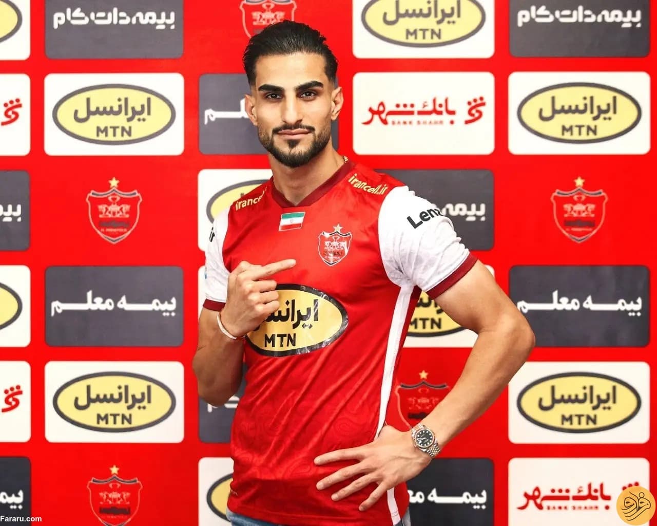 شماره پیراهن شهاب زاهدی در پرسپولیس