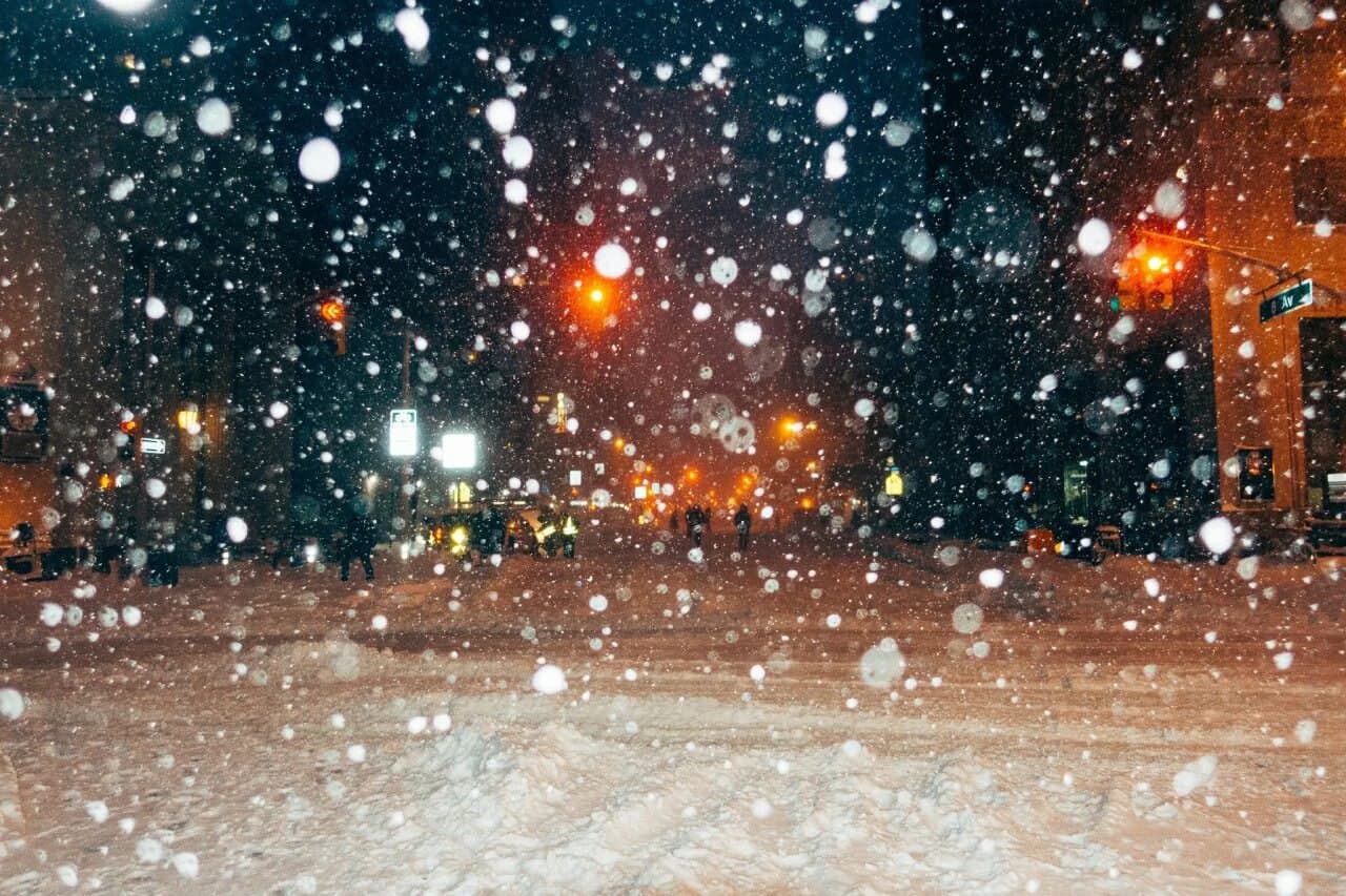 آهنگ پست راک Krobak - It's Snowing Like It's the End of the World