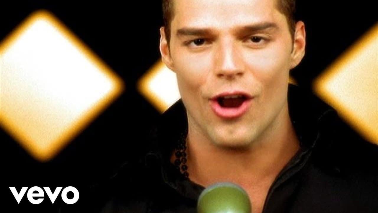 دانلود آهنگ خارجی شاد Livin' La Vida Loca از Ricky Martin