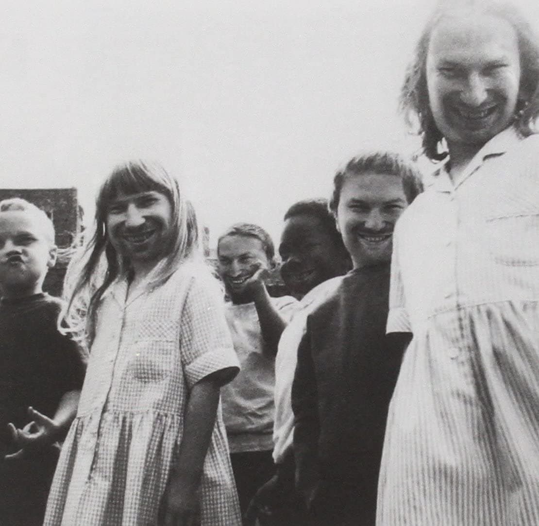 دانلود آهنگ بیکلام Aphex Twin - iz–us