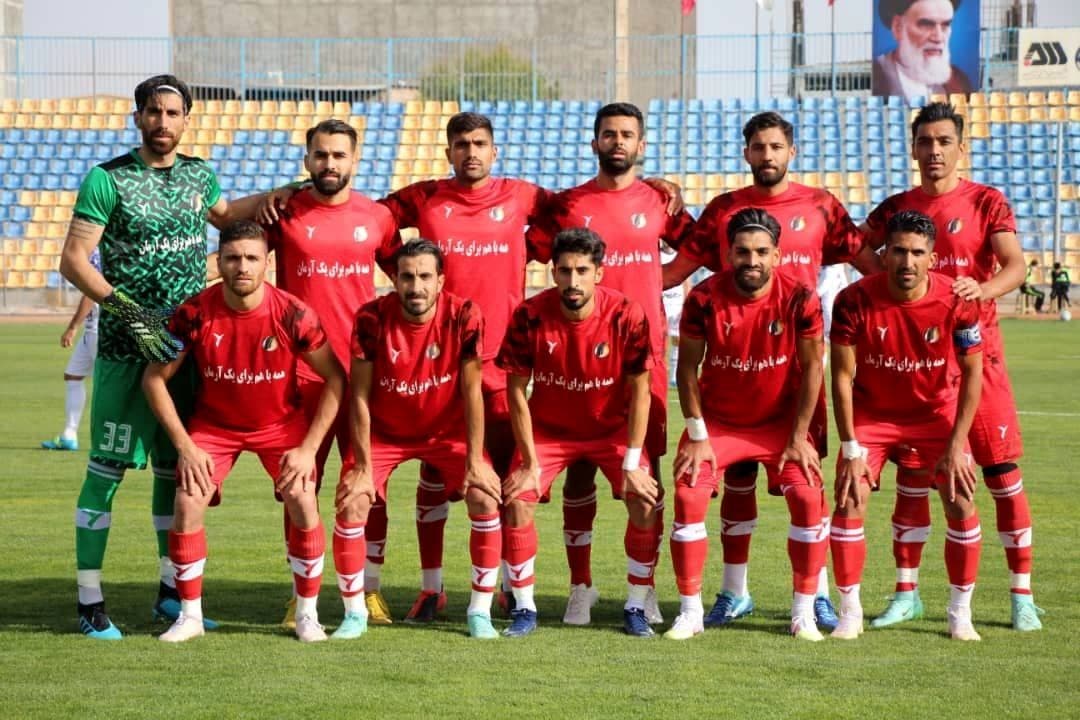 بیانیه هیات فوتبال استان کرمان؛ فعالیت مالکین جدید آرمان گهر فاقد اعتبار است