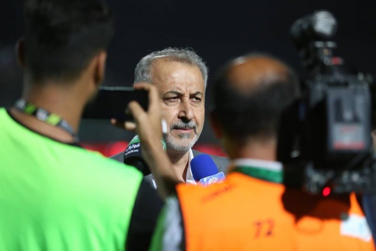 رضا درویش در نقش مایکل اسکافیلد؛ آقا رضا را بیدار کنید، او خواب سنگینی دارد! / زنگ تفریح طرفداری