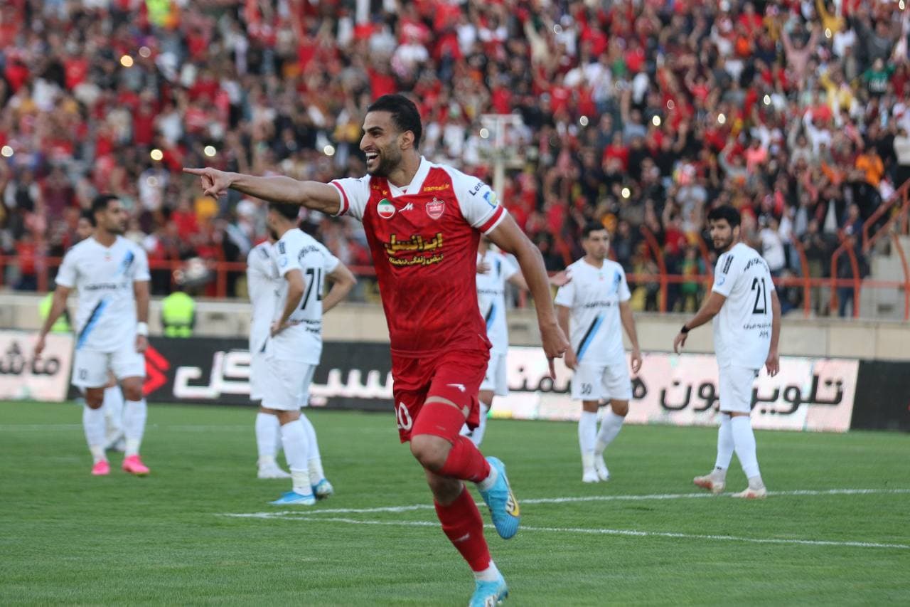 جدول رده بندی لیگ برتر / پرسپولیس به صدر برگشت