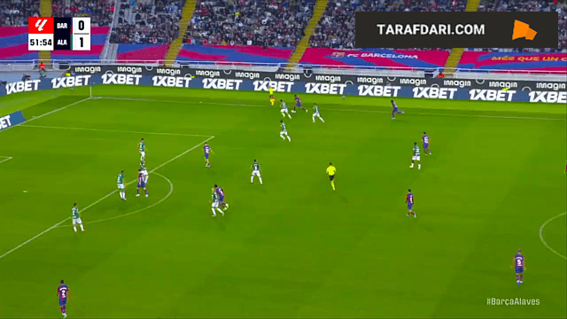 گل روبرت لواندوفسکی به آلاوز (بارسلونا 1-1 آلاوز)