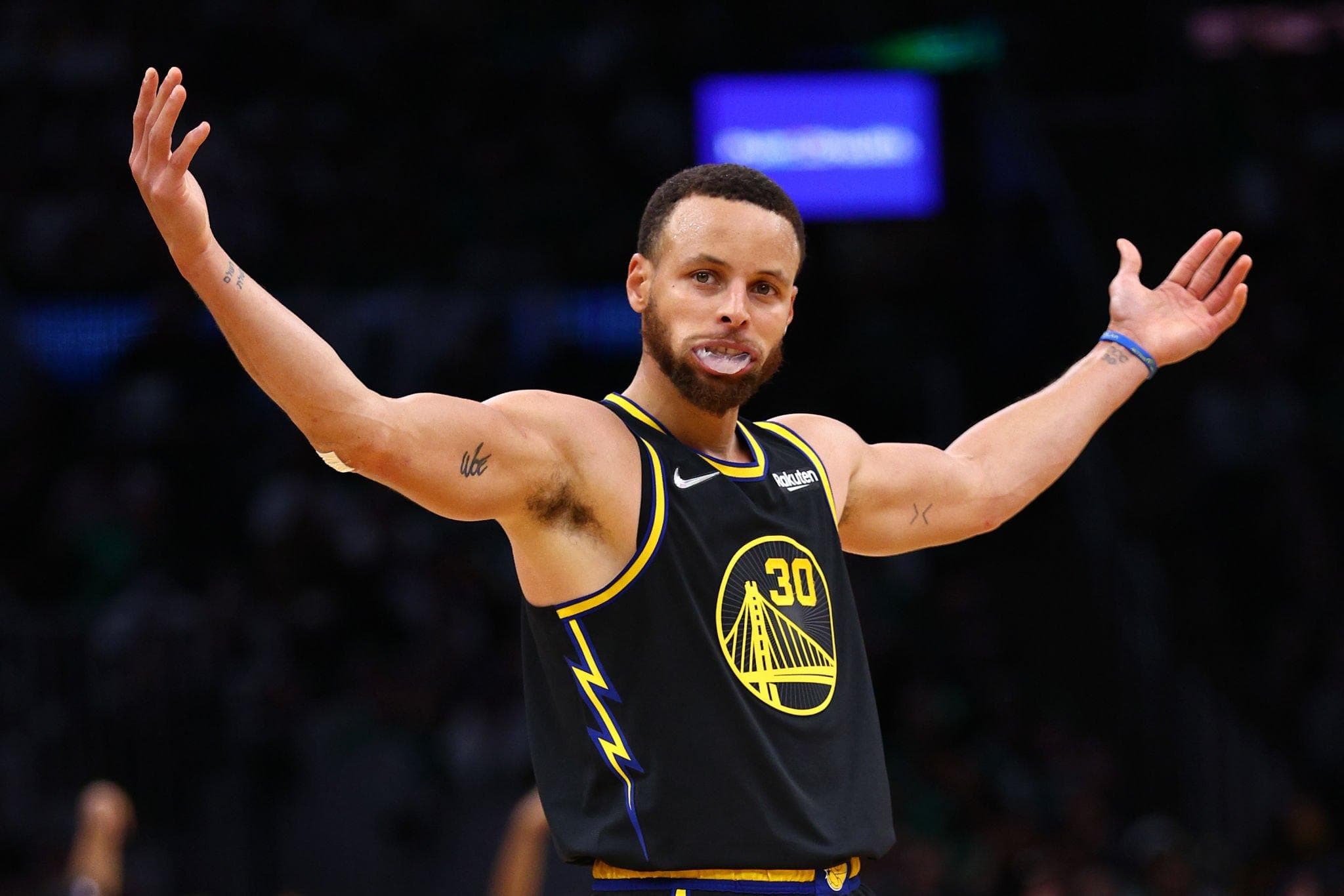 بسکتبال NBA | استفن کری شانزدهمین فرد تاریخ NBA با حداقل 15 فصل حضور در تیم اولش
