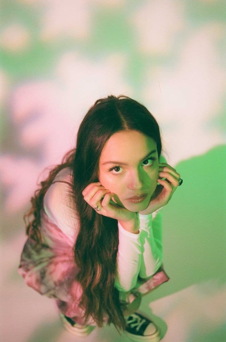 دانلود فول آلبوم(همه آهنگ ها) olivia rodrigo