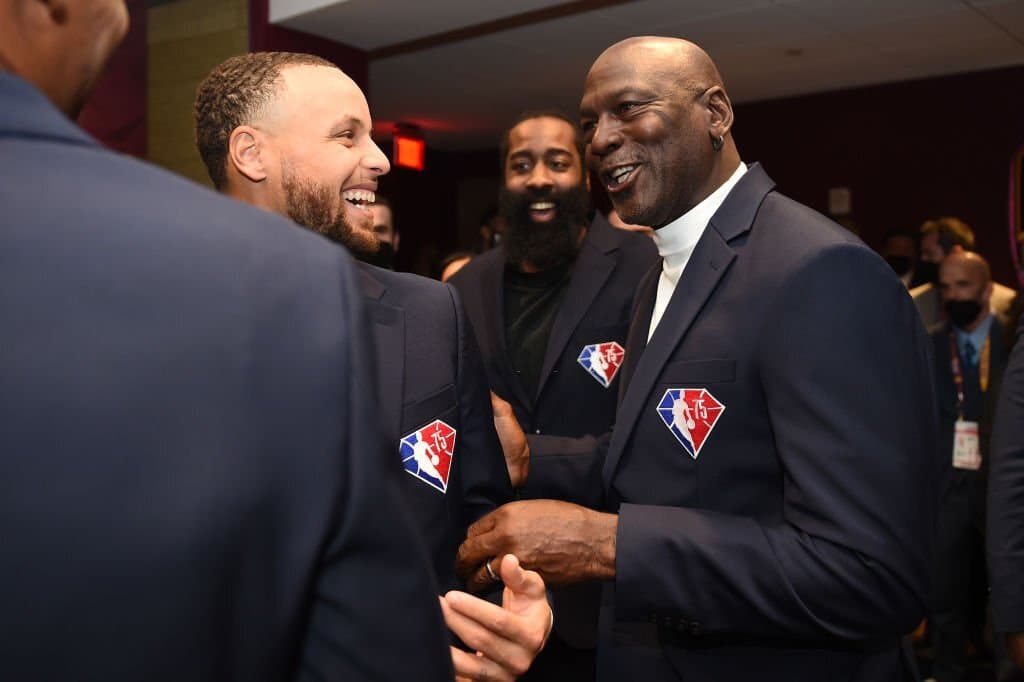 بسکتبال NBA | تیم منتخب تاریخ از نگاه استفن کری