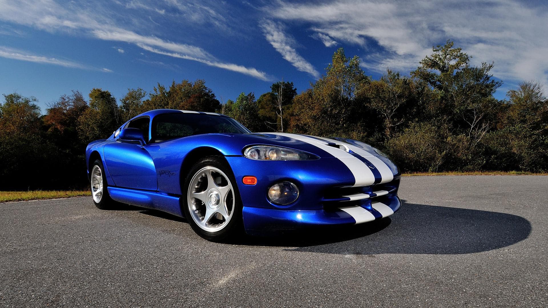 کالکشنی از یکی از بهترین سوپر اسپرت های جهان افعی dodge viper والپیپر