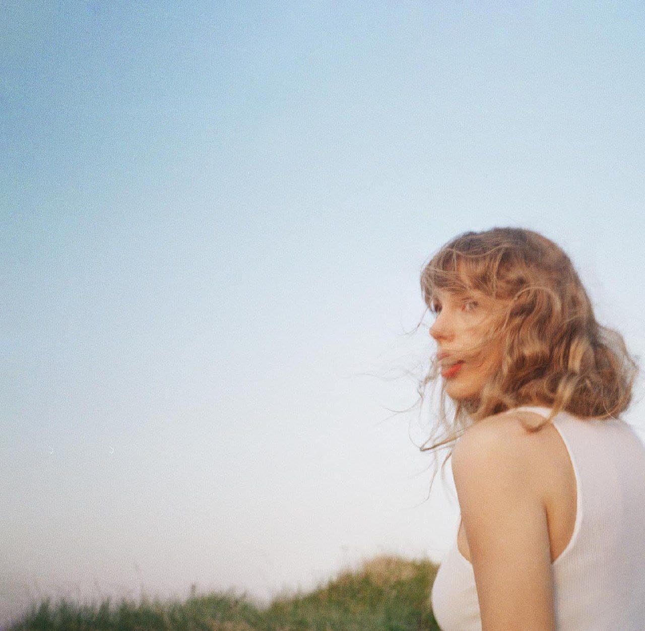 آهنگ you are in love (Taylor's Version) از Taylor Swift