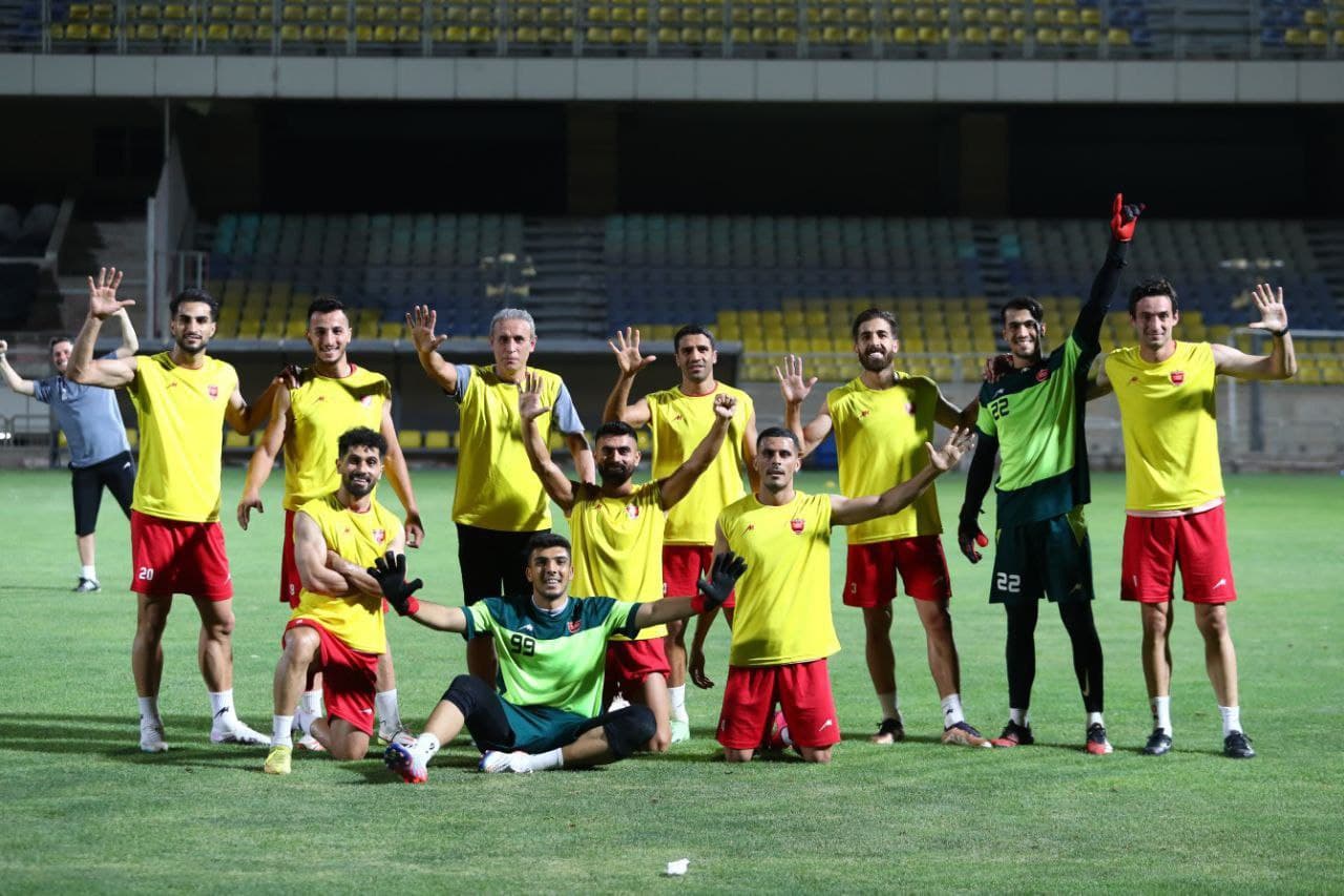 توقف 27 روزه پرسپولیس در نقل و انتقالات