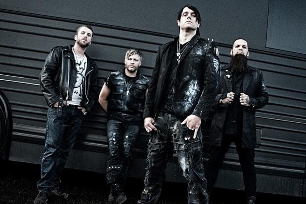 دانلود آهنگ pain از Three days grace