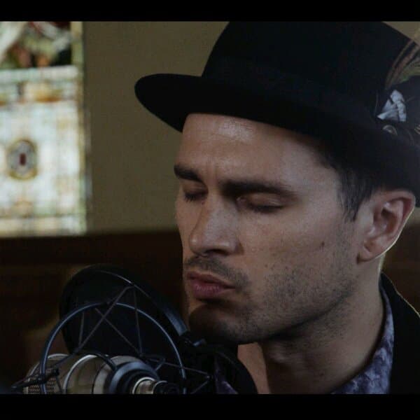 دانلود آهنگ Michael Malarkey - Bloody Nose