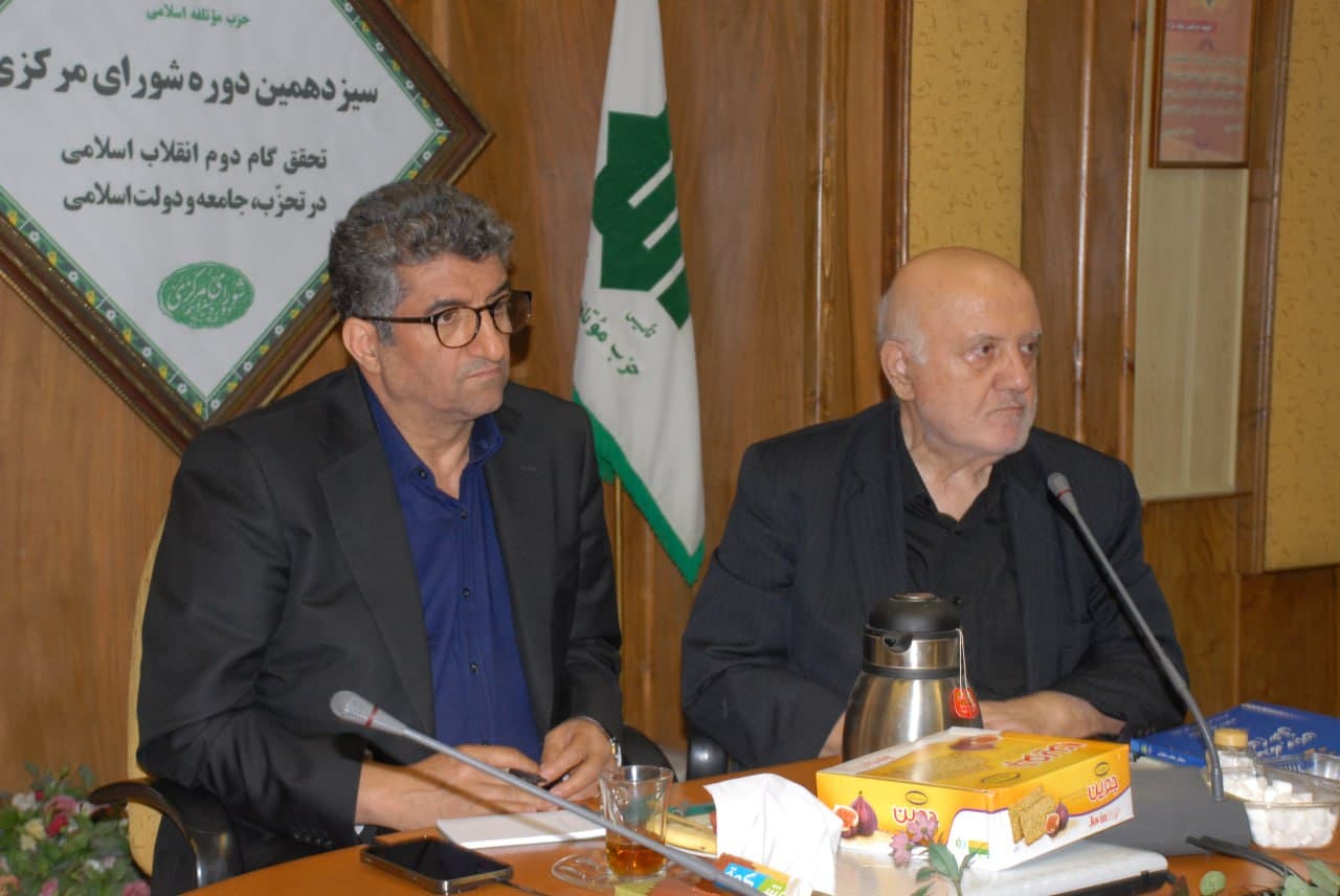 عضو هیات مدیره پرسپولیس: ما و استقلال فرزند ناتنی ورزش هستیم!