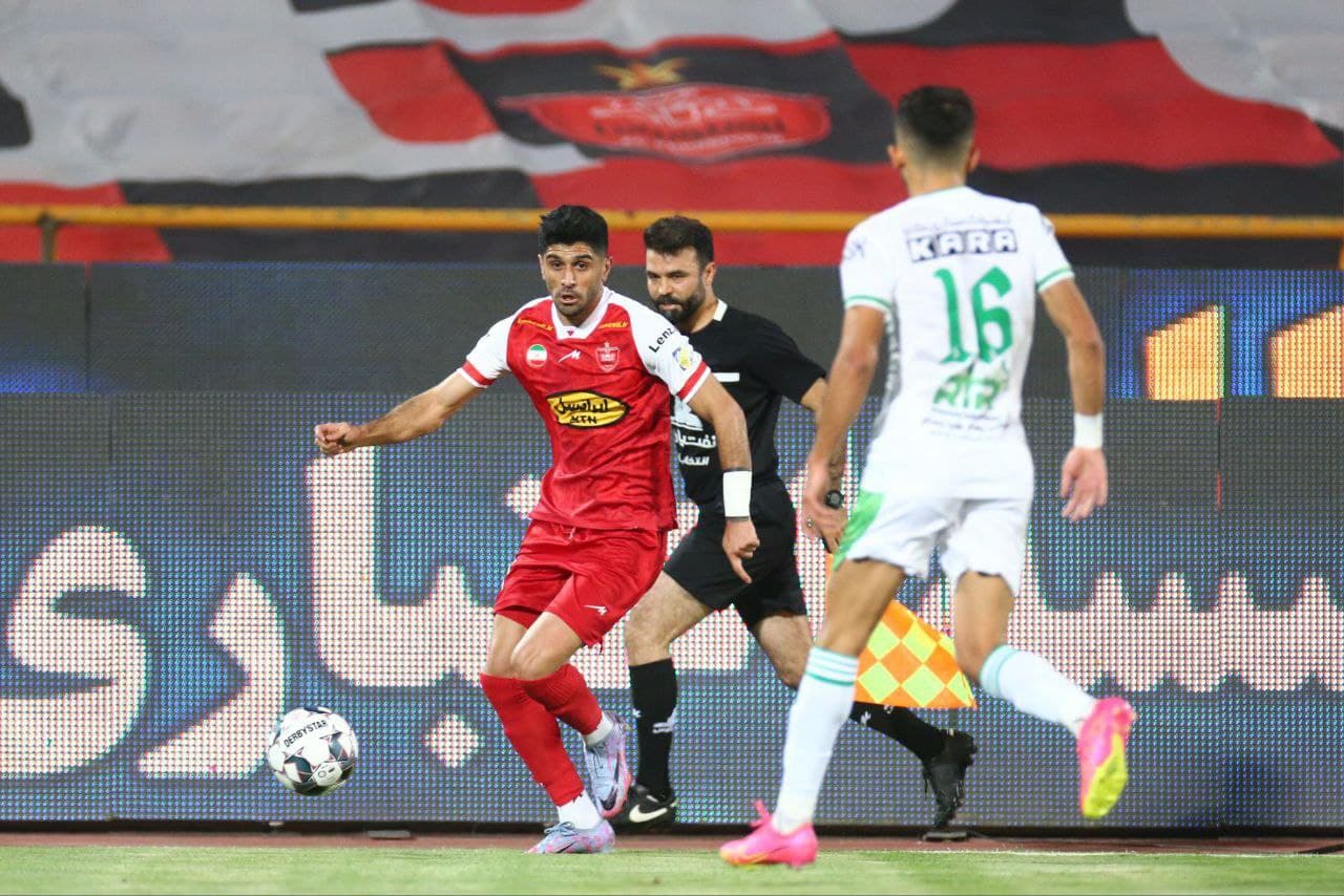 نقد داوری / مهدی عالیقدر: گل پرسپولیس هیچ مشکلی نداشت؛ میلاد فخرالدینی باید از زمین مسابقه اخراج می شد!