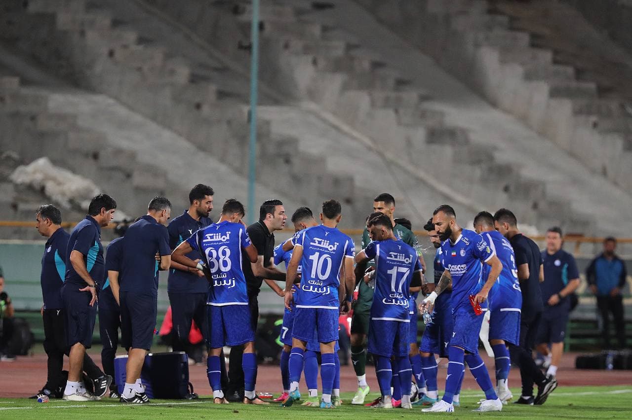 ورزشگاه آزادی خیر؛ بازی های خانگی استقلال در مشهد!