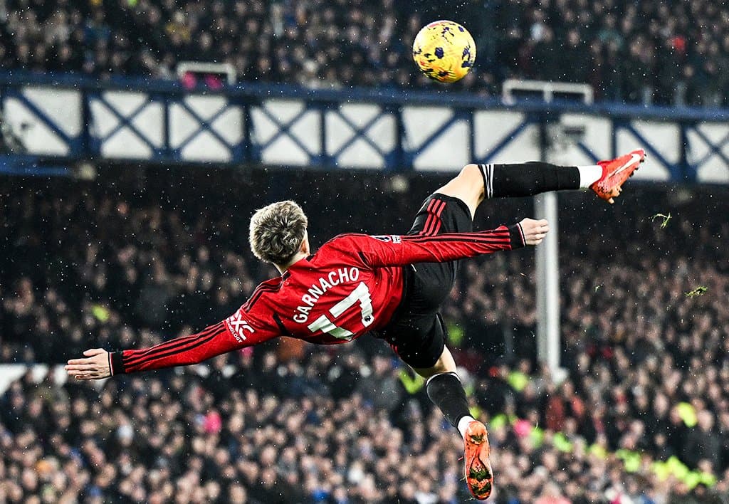 CR7 به تو افتخار می کند؛ خوشحالی رونالدویی گارناچو پس از سوپرگل مقابل اورتون / عکس