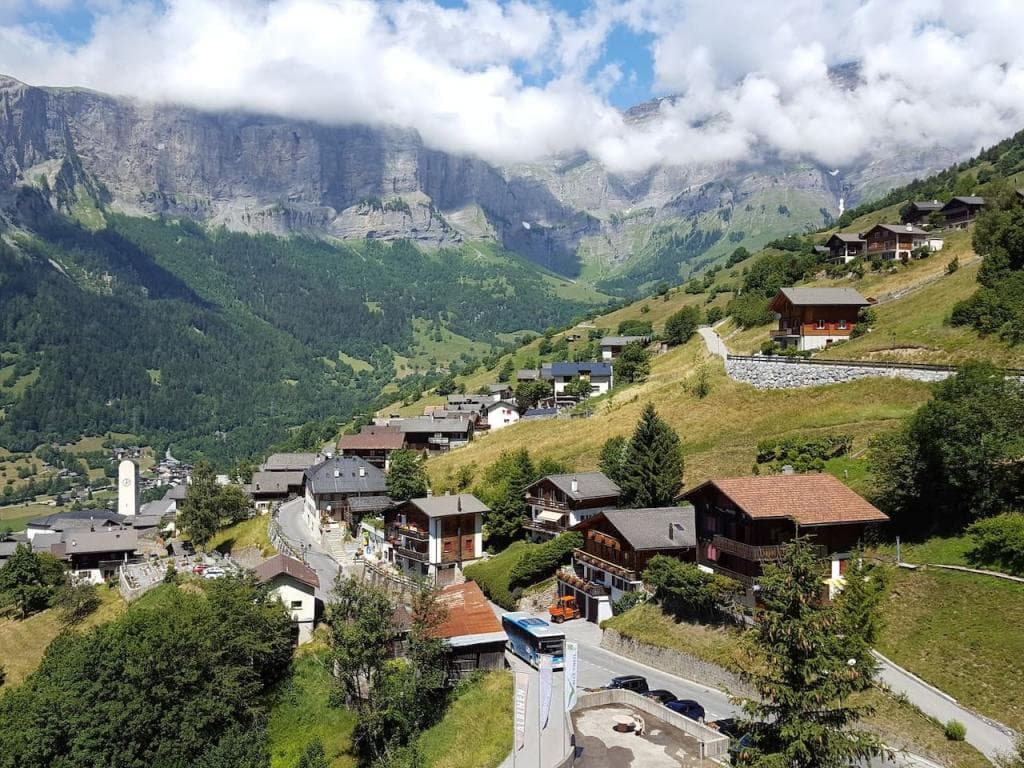 شهرهایی که با مهاجرت به ان به شما پول پرداخت میکنند
