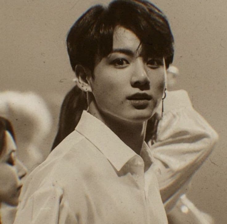 دانلود آهنگ euphoria از جونگکوک ( BTS ) 