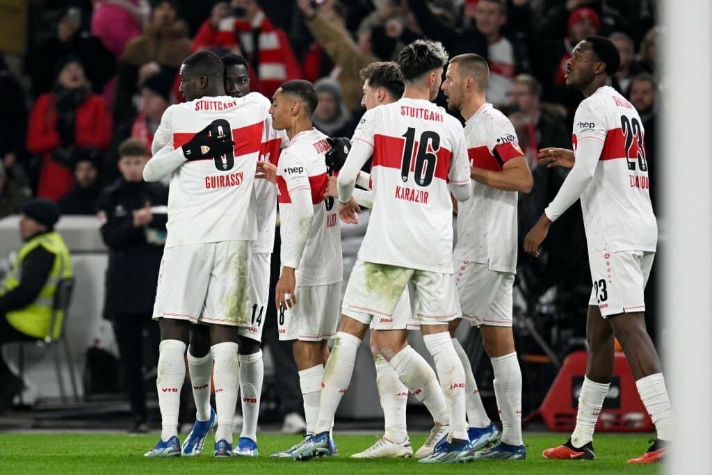 اشتوتگارت 2-0 دورتموند؛ شکستی دیگر در کارنامه ترزیچ با زنبورها