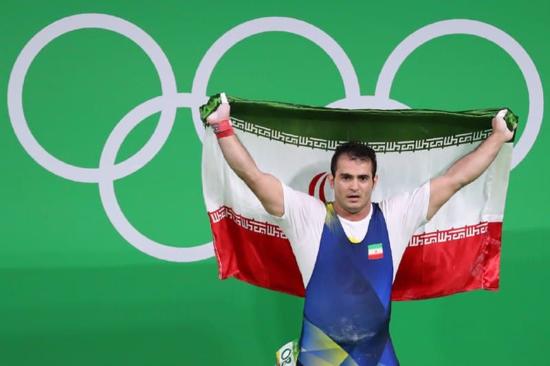 قهرمان المپیک از پاریس جا ماند، مربی شد