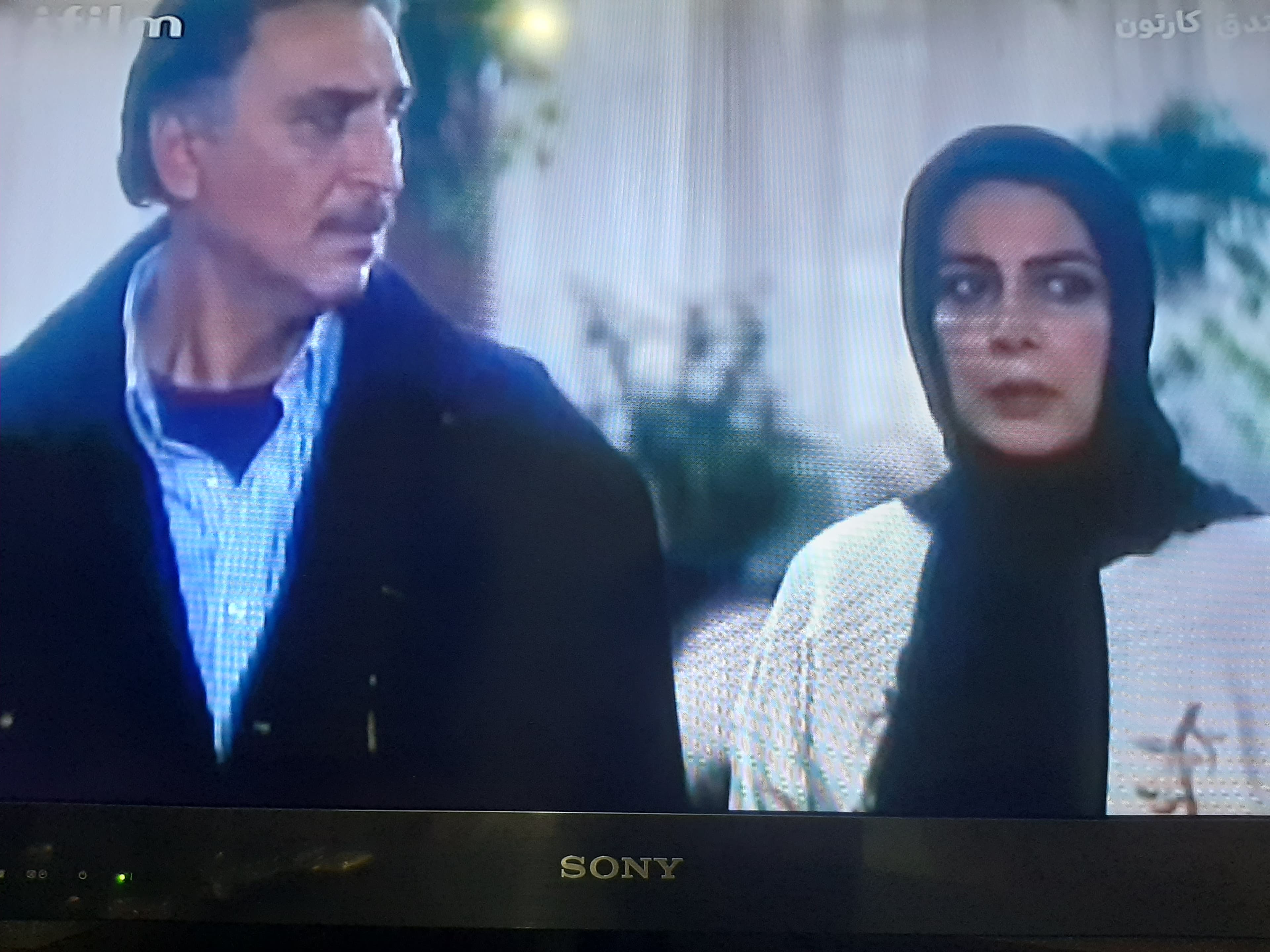 مرحوم بیتا فرهی و احمد نجفی در فيلم ایرانی هتل کارتن (۱۳۷۵)