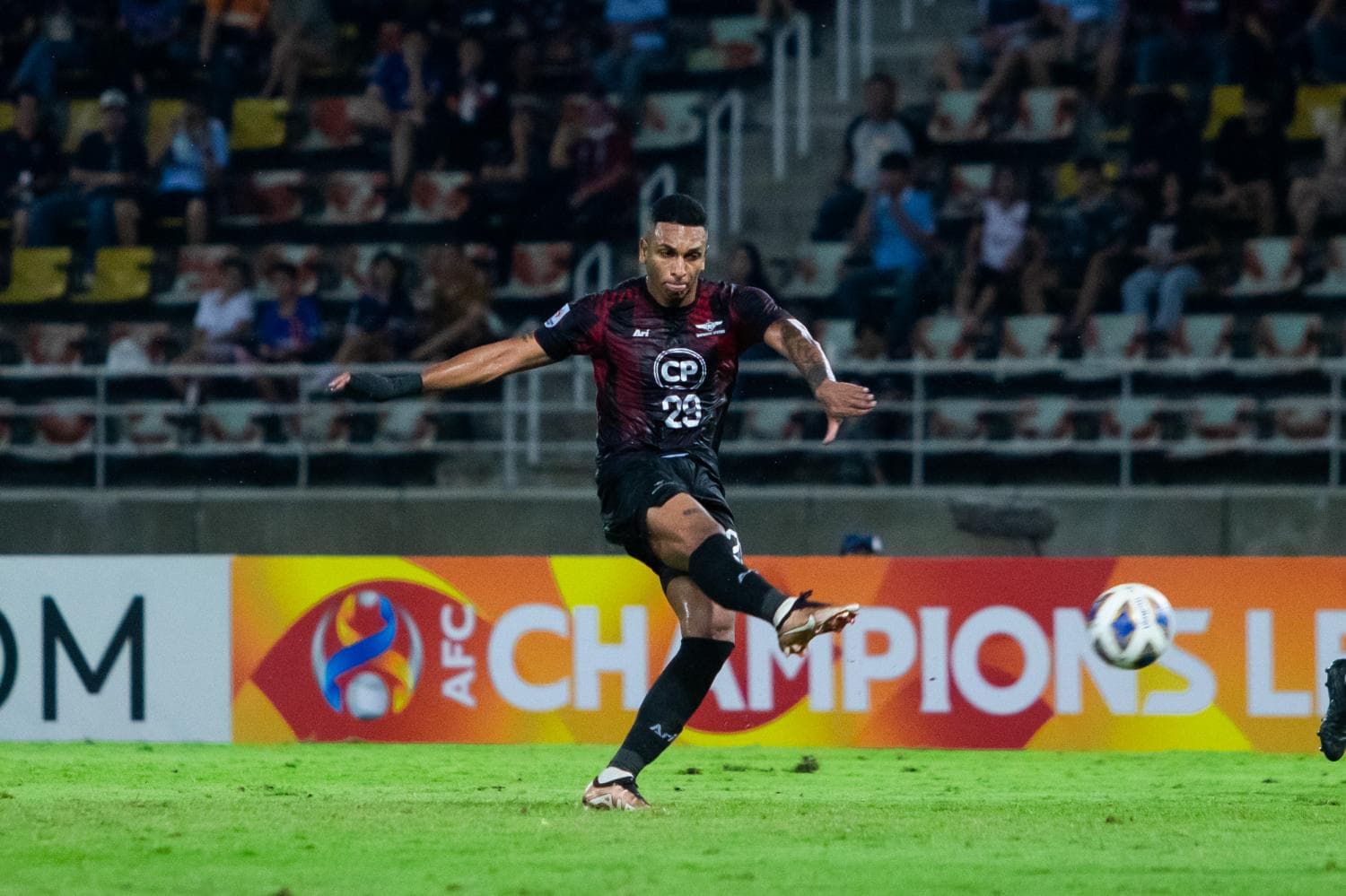 مهاجم گلزن برزیلی به پرسپولیس چراغ سبز نشان داد