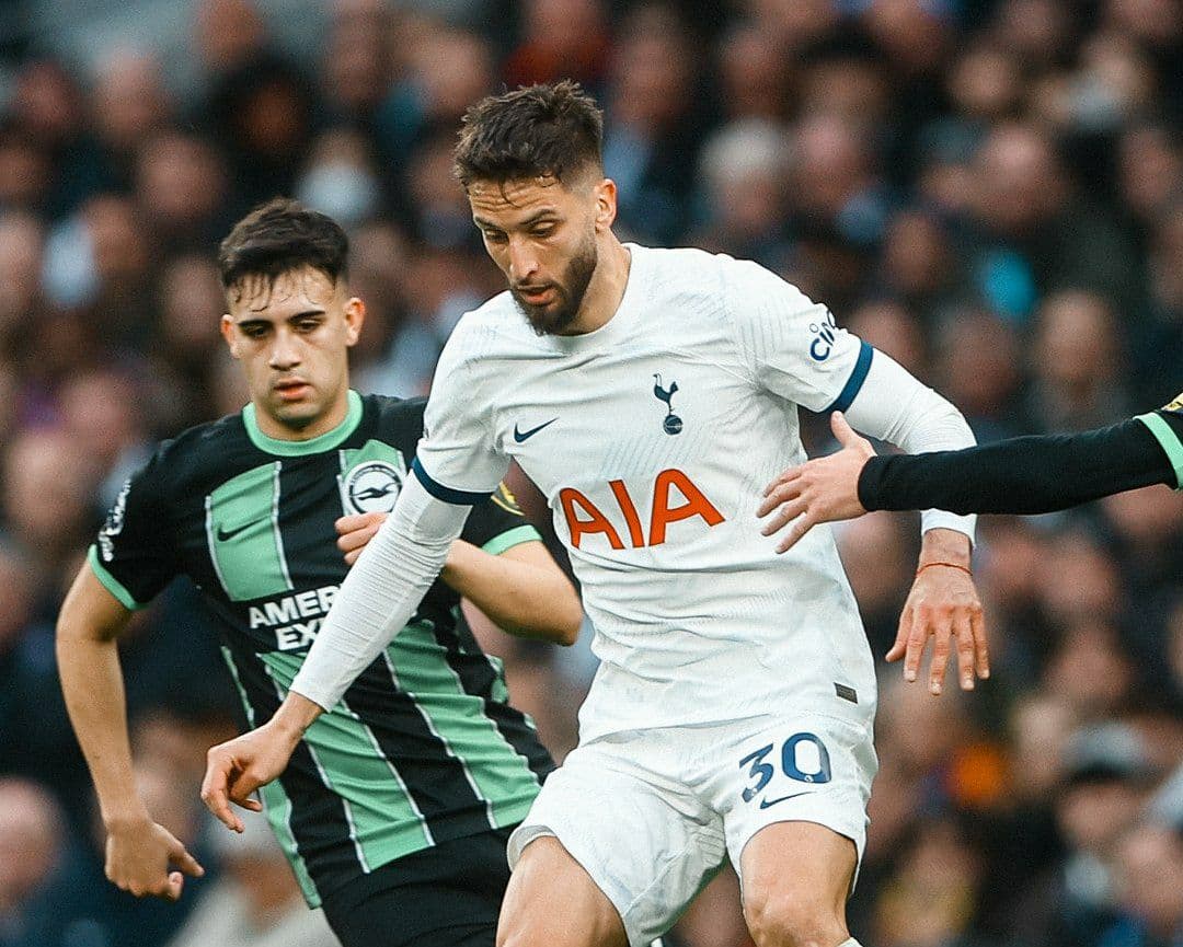 تاتنهام 2-1 برایتون؛ گل جانسون اسپرز را در کورس سهمیه نگه داشت