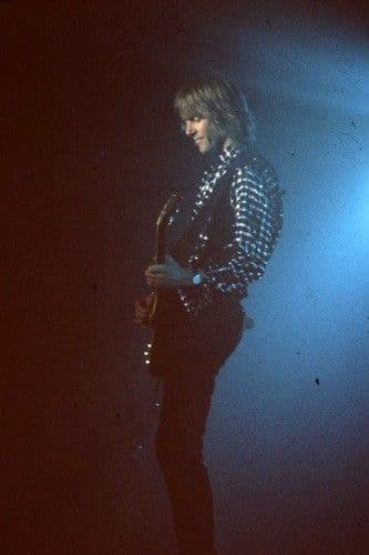 Another Blue Night_Snowy White 