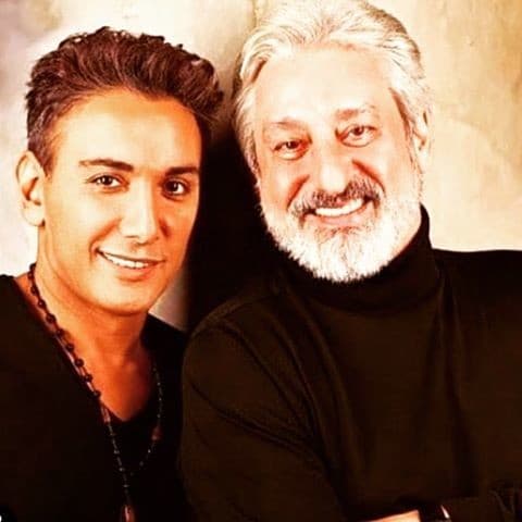 شادمهر یا ابی؟