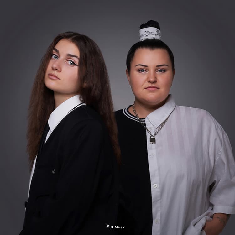 دانلود آهنگ اوکراینی Teresa & Maria از Alyona و Jerry Heil + ترجمه