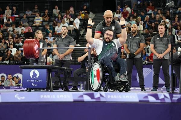 پارالمپیک 2024 | طلا با طعم رکوردشکنی؛ روح الله رستمی بازهم قهرمان شد