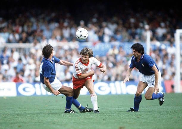 برتری 2-0 ایتالیا مقابل لهستان با بریس پائولو روسی و صعود به فینال جام جهانی (8 جولای، 1982)