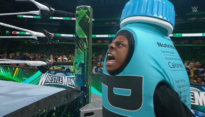 حضور ویژه آی شو اسپید در رسلمنیا 40 / فیلم WWE