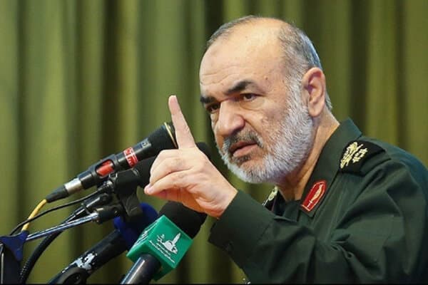 فرمانده سپاه: کاری می‌کنیم تا اسرائیل دیگر با دم شیر بازی نکند / سخنرانی جدید سردار سلامی 