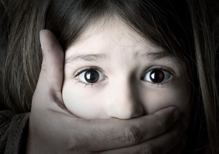 سواستفاده از کودکان معصوم / کودکان، قربانی آزار و اذیت جنسی